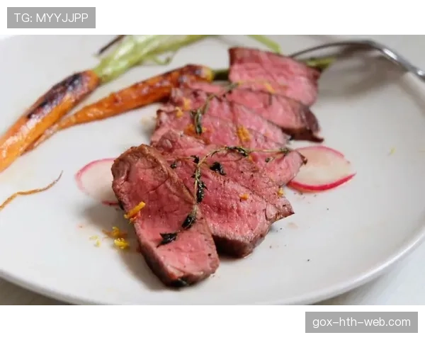 拉菲尼亚家的狗都吃有机牛排