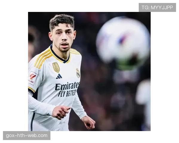 巴尔韦德与克罗斯：全能工兵与节拍器的技术风格差异解析